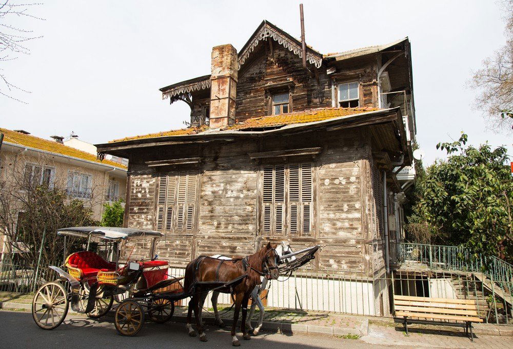 Adalar Halkı İstanbul’dan Kaçıyor! 